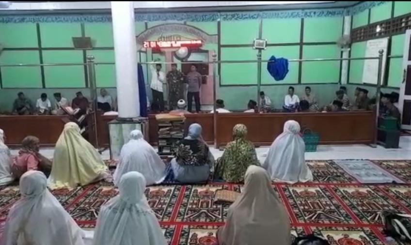 Kapolsek Lebong Atas Hadiri Safari Ramadan di Masjid Al Iman 