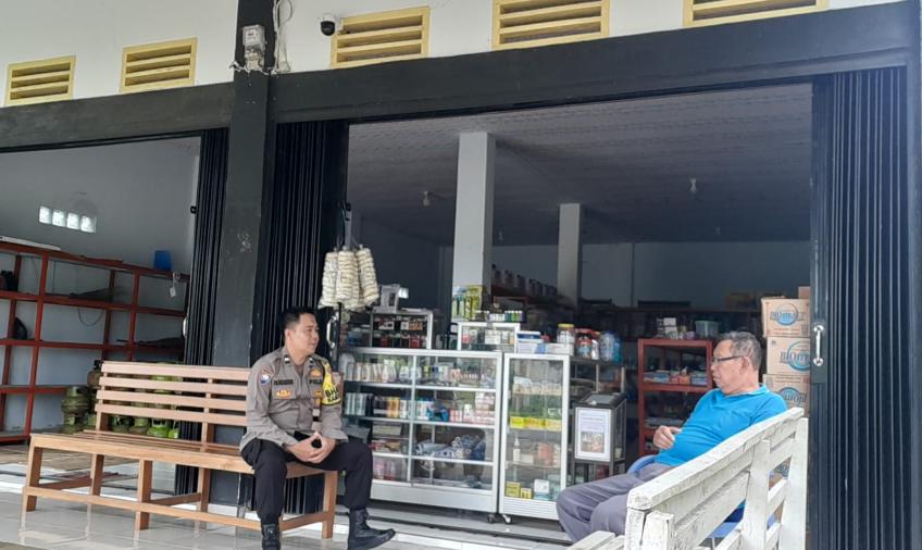 Lewat Sambang Bhabinkamtibmas Ajak Warga Wujudkan Kamtibmas Kondusif Selama Bulan Ramadhan