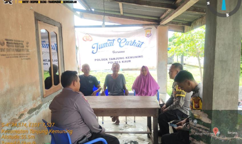 Tampung Keluhan Warga, Polsek Tanjung Kemuning Gelar Jumat Curhat