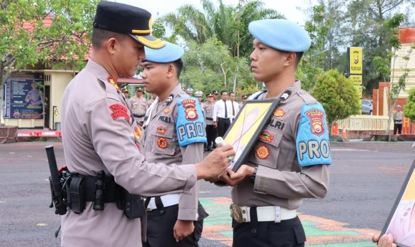 Dua Personel Polres Kaur Dipecat, Kapolres Coret Nama Keduanya