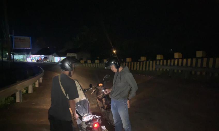 Dini Hari, Patroli Kring Serse Polres Bengkulu Tengah Jaga Jalan Lintas hingga Pemukiman Penduduk