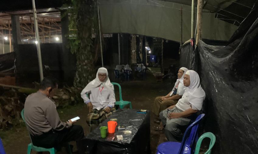 Kapolsek Pino Raya dan Bhabinkamtibmas Monitoring Pelaksanaan Pelatihan Rohani Suluk Thariqah Naqsyabandiyah 