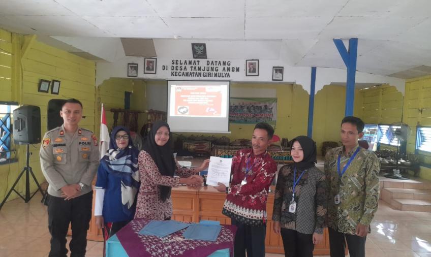 Polsek Giri Mulya Monitoring Rapat Pleno Terbuka Rekapitulasi DPHP Pemilu Tahun 2024 di Wilkumnya 