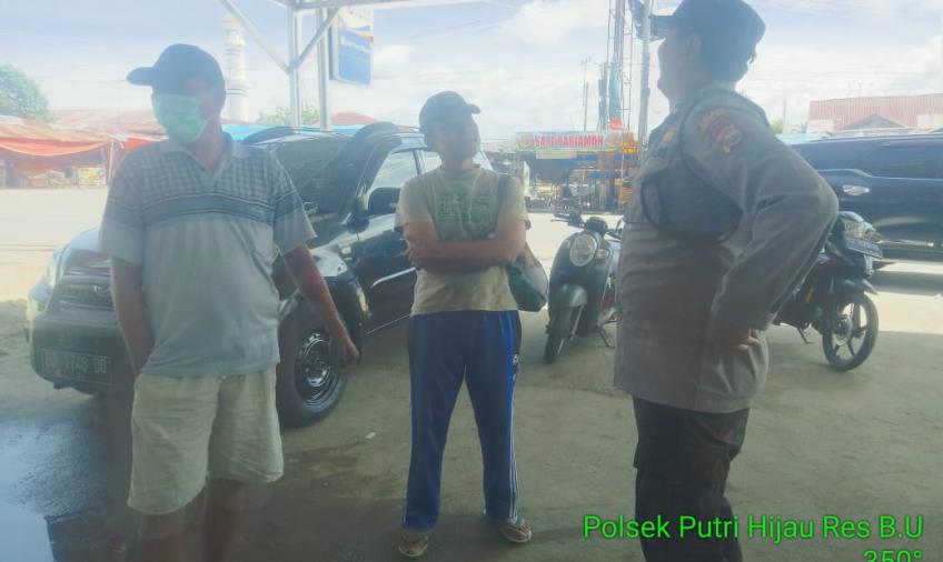 Menjaga Situasi Kamtibmas yang Aman, Personel Polsek Putri Hijau Patroli Dialogis dan Sambangi Warga 