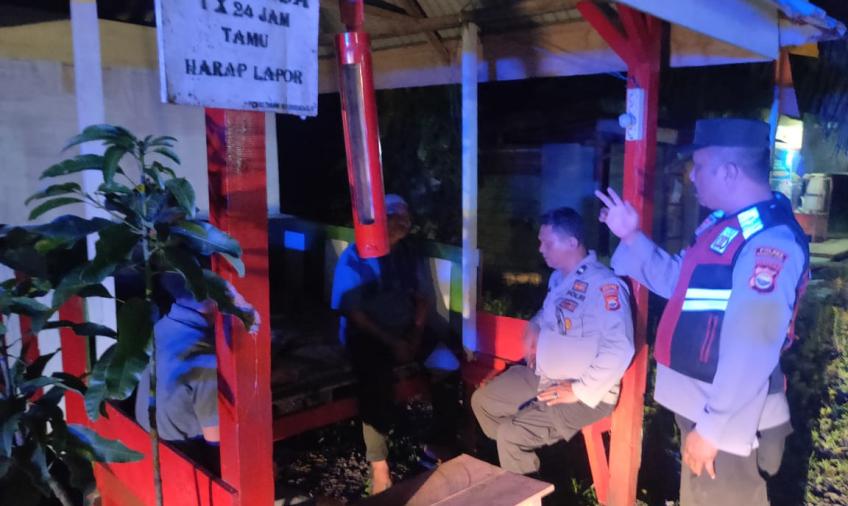 Sambangi Pos Ronda, Polsek Lais Sampaikan Pesan Kamtibmas
