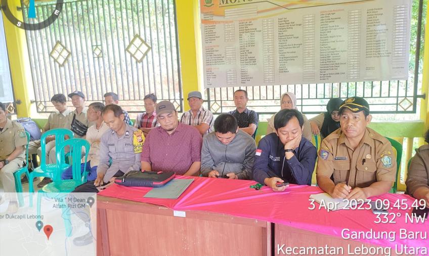 Bhabinkamtibmas Hadiri Rapat Evaluasi dan Penetapan APBDes TA 2023 di Desa Talang Ulu