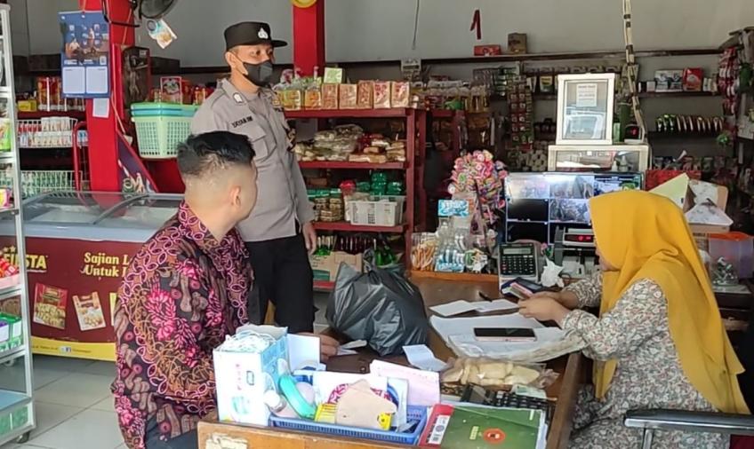 Polsek Giri Mulya Patroli Dialogis Sambang Pelaku Usaha di Desa Giri Mulya