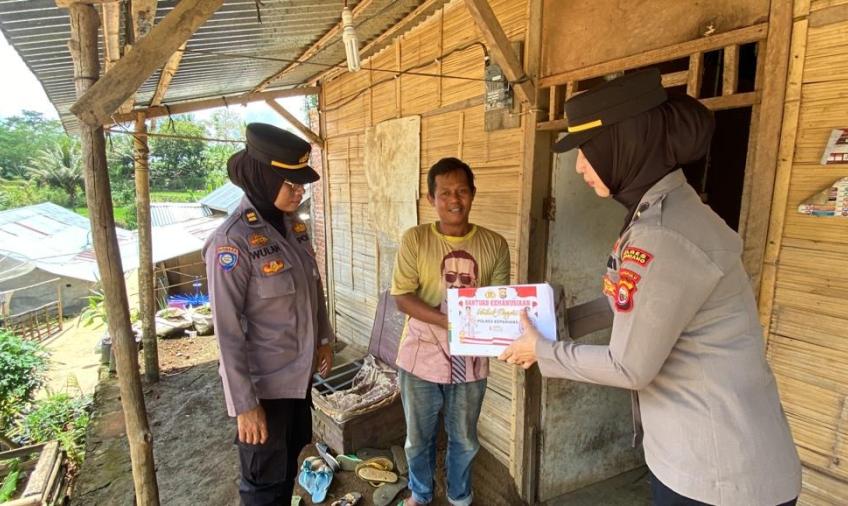 Sat Binmas Polres Kepahiang Salurkan Bantuan Kemanuasian Untuk Negeri