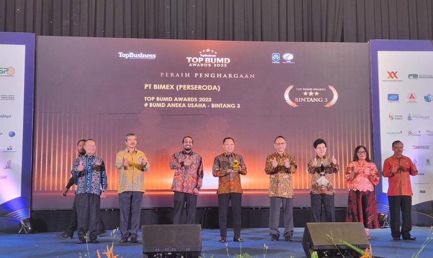 PT Bimex Perseroda Persembahkan Penghargaan Top BUMN Awards 2023 