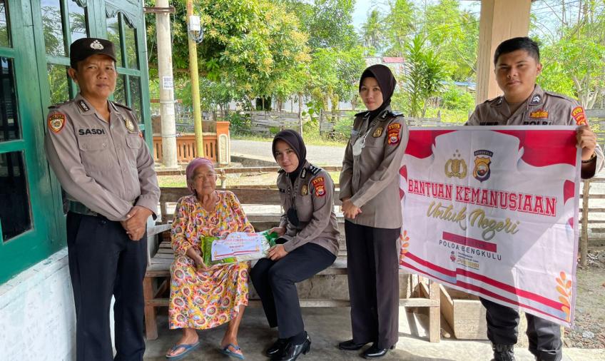 Lagi, Polres Kaur Selurkan Bansos ke Warga di Dua Desa 
