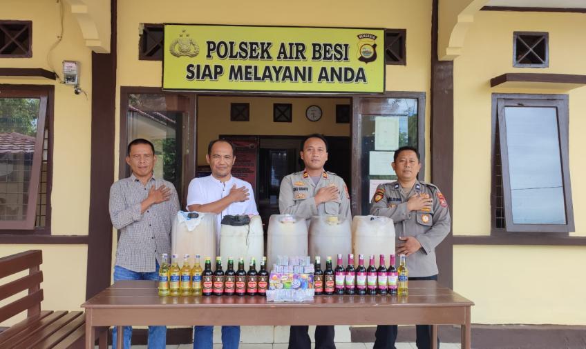Ops Pekat, Polsek Air Besi Amankan Minuman Keras