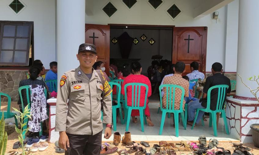 astikan Ibadah Jumat Agung Aman dan Nyaman Polsek Giri Mulya Lakukan Pengamanan