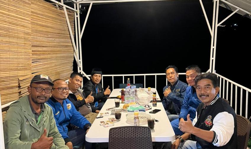 Kapolres Kepahiang Ngopi Bareng Ketua SMSI Bengkulu 