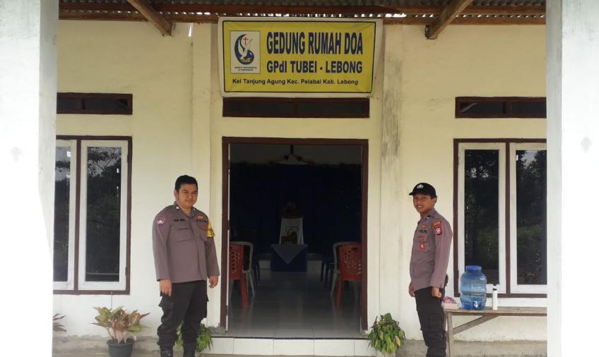 Polsek Lebong Atas Berikan Pengamanan Perayaan Hari Paskah Isa Al Masih di Rumah Ibadah GPdi-Tubei