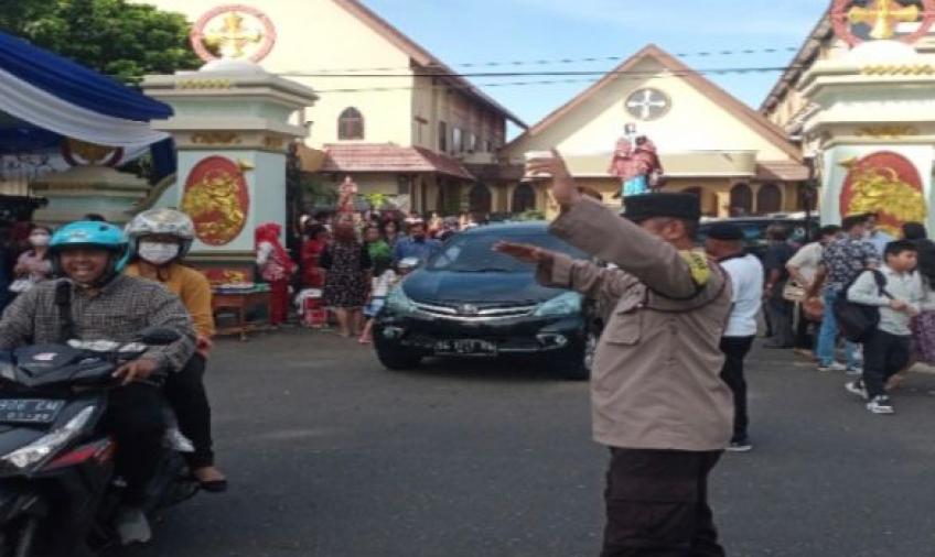 Ciptakan Rasa Nyaman Polresta Bengkulu Terjunkan Personel Amankan Ibadah Paskah