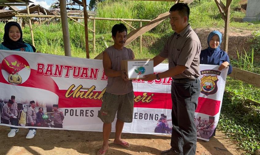 Giliran 5 Desa Ini Terima Bantuan Sosial dari Polres Rejang Lebong 