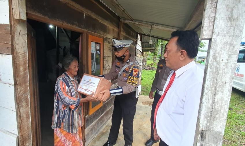 hukum