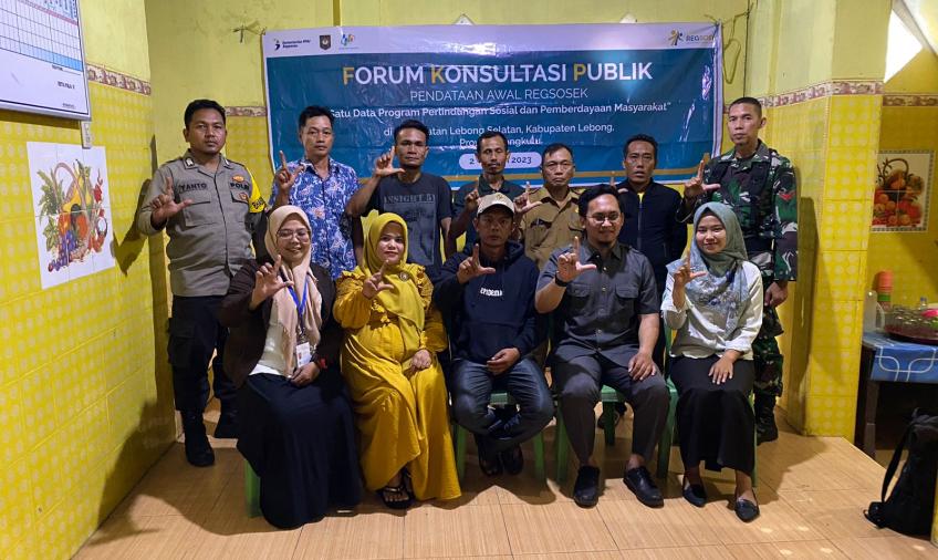 Bhabinkamtibmas Bripka Mardianto Hadiri Forum Konsultasi Publik di Desa Turan Tiging