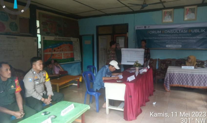 Bhabinkamtibmas Hadiri Forum Konsultasi Publik di Desa Pungguk Pedaro