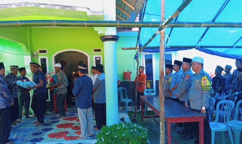 Pererat Tali Silatuhrahmi, Kapolsek Enggano Hadiri Acara Tasyakuran Warga Desa Kaana