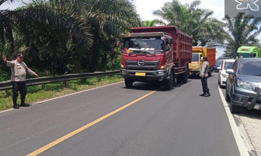 Bhabinkamtibmas Binduriang Patroli Dijalan Lintas Lubuklinggau-Curup 