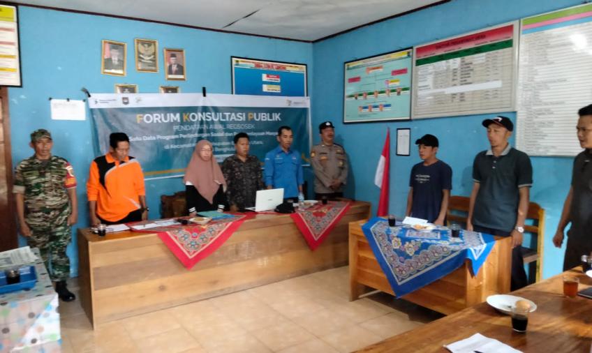 Polsek Lais Berikan Pendampingan Registrasi Sosial Ekonomi Warga Lubuk Lesung