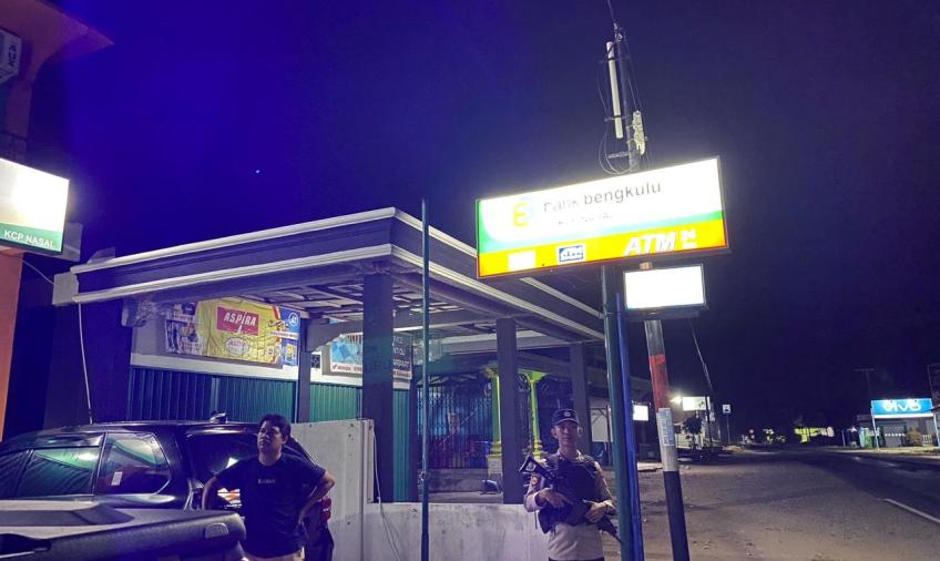 Pelihara Sitkamtibmas, Polsek Nasal Melakukan Patroli Objek Vital 