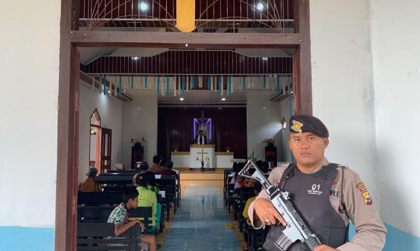 Polsek Padang Ulak Tanding Laksankan Pengamanan Kegiatan Peringatan Kenaikan Isa Al-Masih di GKII