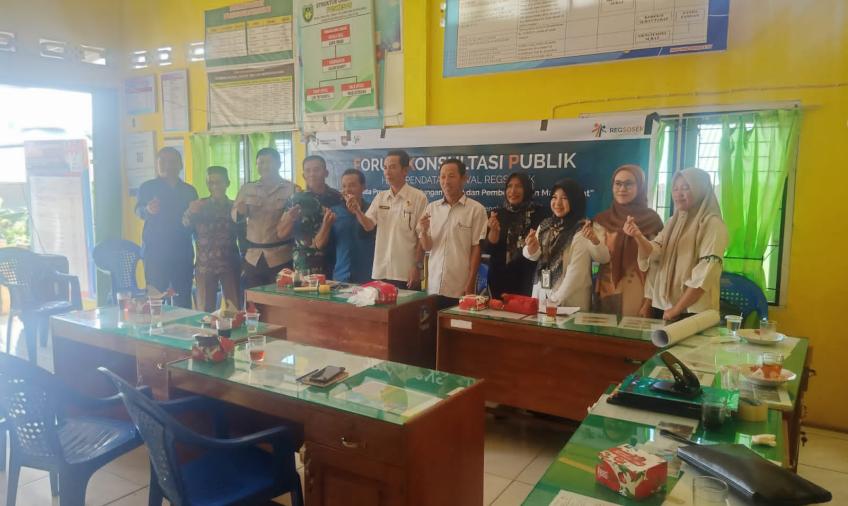 Sinergitas Tni-Polri, Melakukan Pendampingan Regsosek Desa Tanjung Tebat Bersama 