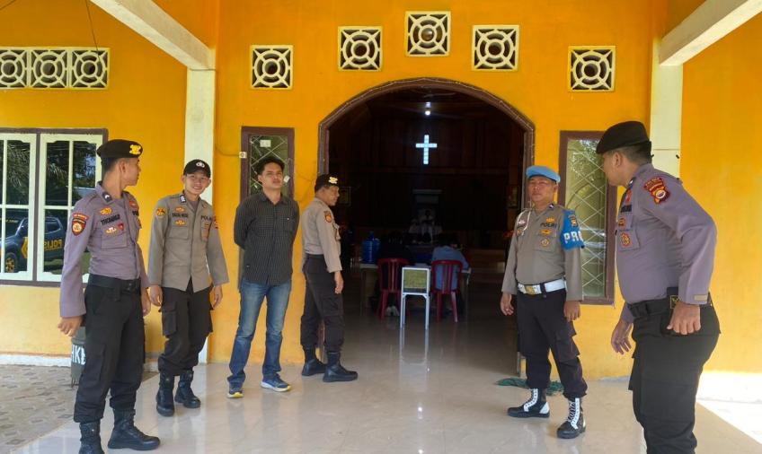 Peringatan Kenaikan Isa Almasih, Polres Bengkulu Selatan  Amankan Ibadah di Gereja 