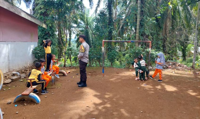 Kapolsek Penarik Raya Imbau Personelnya Edukasi Anak-Anak Usia Dini