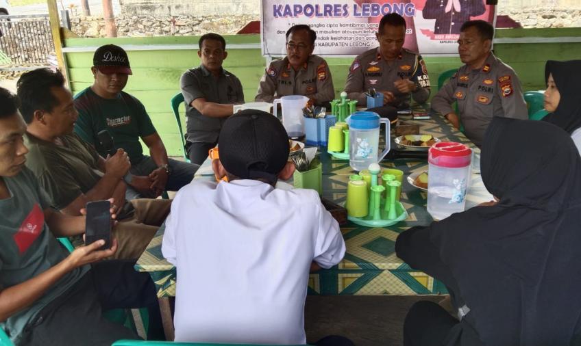 Jumat Curhat Polres Lebong Digelar di Desa Daneu