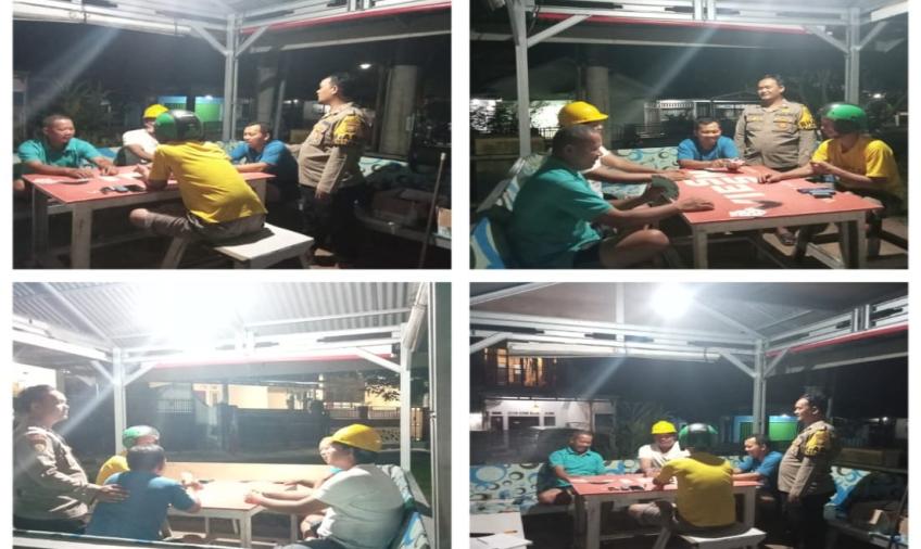 Jalin Keakraban, Bhabinkamtibmas Polsek Selebar Laksanakan Sambang ke Warga