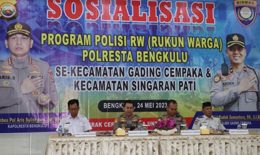 Kapolresta Bengkulu Hadiri Sosialisasi "Polisi RW"  Se-Kecamatan Gading Cempaka dan Singaran Pati