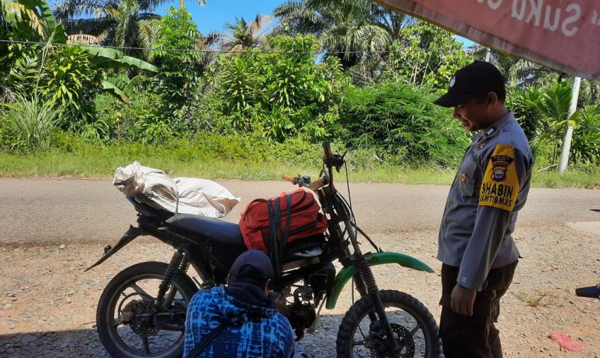 Patroli Dialogis, Polsek Muara Sahung Memantau Situasi Seputaran Wilayah Kecaatan Muara Sahung 