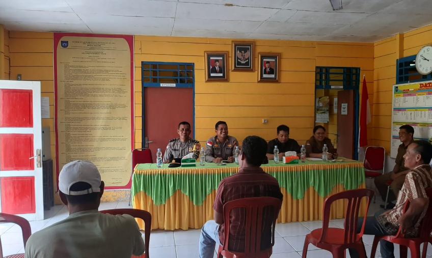 Jumat Curhat, Warga dan Perangkat Desa Meok Keluhkan Jembatan Rusak dan Hewan Ternak