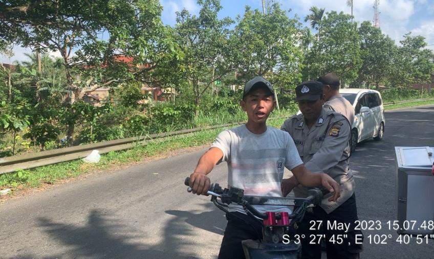 Polsek Sindang Kelingi Kembali Razia Sajam dan Senpi