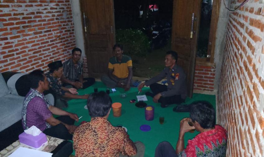Ciptakan Kamtibmas yang Aman dan Kondusif, Polisi RW Polsek Padang Jaya Sambangi Warga Binaanya