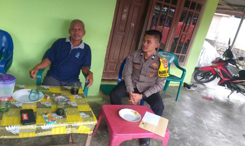 Sambang di Desa Padang Siring, Bhabinkamtibmas Polsek Seginim Imbau Situasi Kamtibmas 