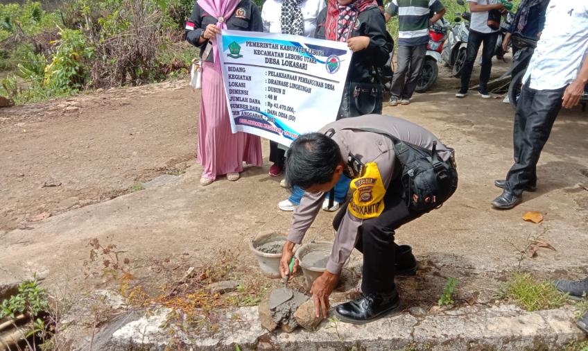 Bhabinkamtibmas Membersamai Kegiatan Musdes Pra Pelaksanaan Kegiatan di Desa Lokasari