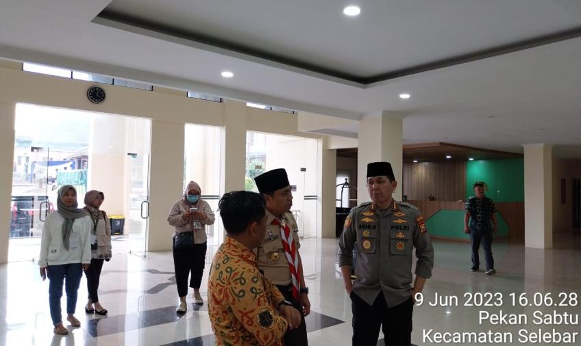 Kapolresta Bengkulu Melakukan Pemantauan Pemberangkatan Jamaah Haji 