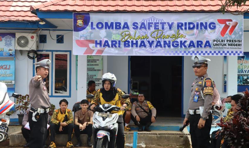 Meriahkan Hari Bhayangkara, Polres Lebong Gelar Lomba Safety Riding