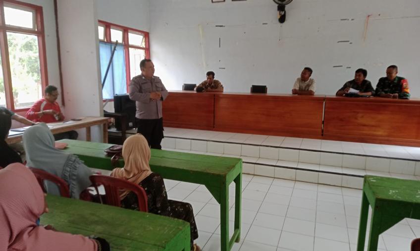 Polsek Giri Mulya Lakukan Pengawasan Dana Desa dalam Program Penyaluran BLT DD