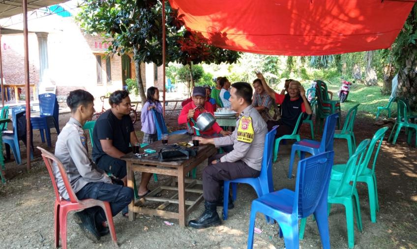 Bhabinkamtibmas Kota Manna, Monitoring Pelaksanaan Kegiatan Kampanye Terbuka Dalam Rangka Pilkades Jeranglah Rendah Tahun 2023