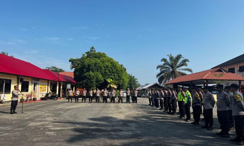 Kapolres Bengkulu Selatan Pimpin Langsung Apel Persiapan Pengamanan Pemilihan Kepala Desa Serentak Tahun 2023 