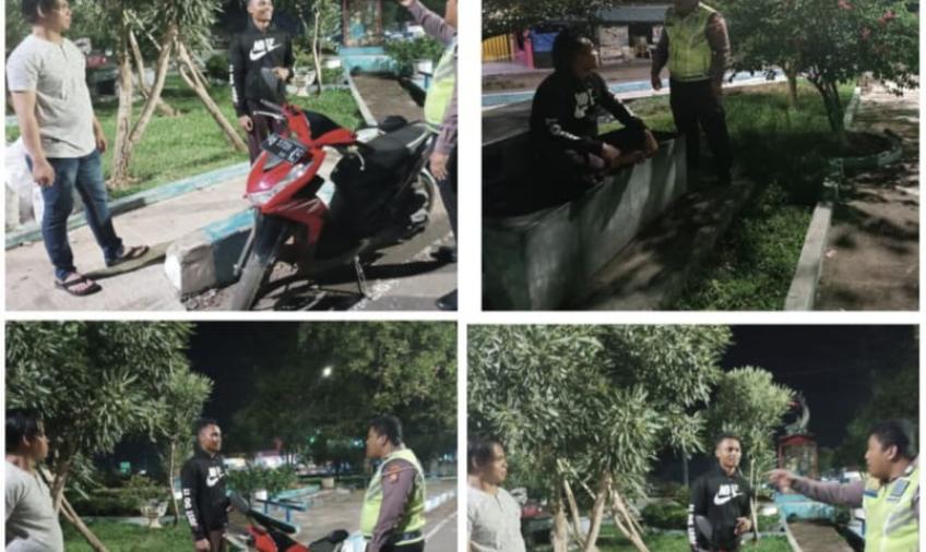 Polsek Muara Bangkahulu Sambang Dialogis di Simpang Pos Tugu Hiu 