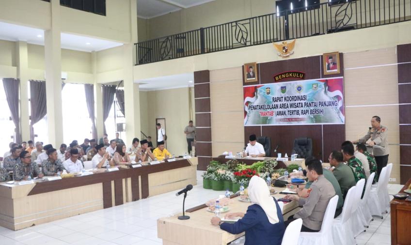 Atasi Beragam Permasalahan di Pantai Panjang, Kapolda Bengkulu Inisiasi Rakor Bersama Gubernur dan Stake Holder