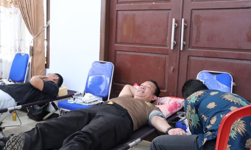 Baksos Donor Darah Personel Polres Lebong, Warnai Rangkaian Hari Bhayangkara Ke-77