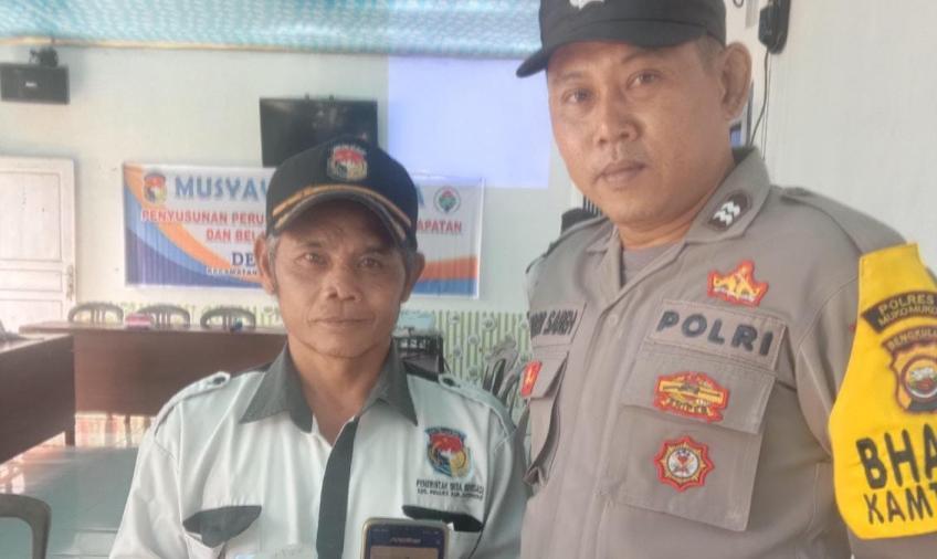 Polsek Penarik Raya, Sosialisasikan Aplikasi Polri Super App kepada Masyarakat