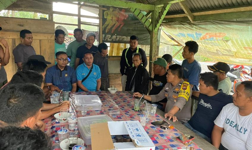 Kapolsek Batik Nau Turun Langsung Menyelesaikan Aksi Unjuk Rasa Para Driver